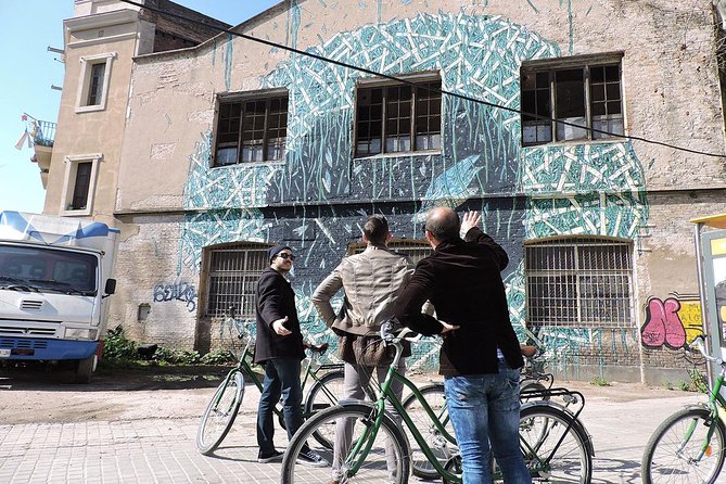 Barcelona Street Art and Graffitti Bicycle Tour - Key things to know before you go