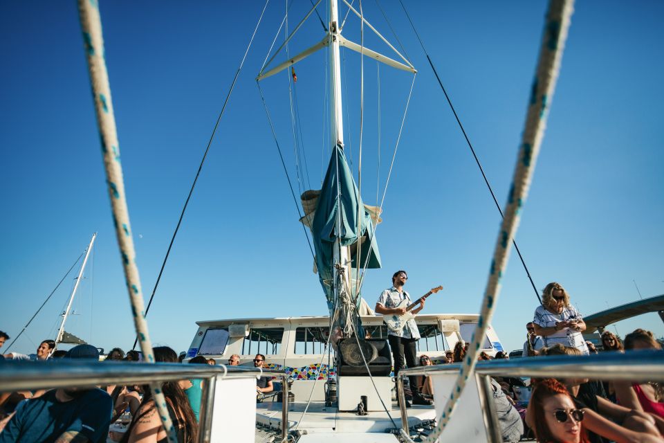 Barcelona: Sunset Catamaran Cruise with Live Music - Weather reality: the sea breeze is the main enemy