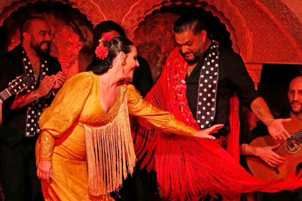 Barcelona: Tablao Flamenco Cordobes Show and Drink in Rambla - Timing the rest of your Barcelona night around flamenco