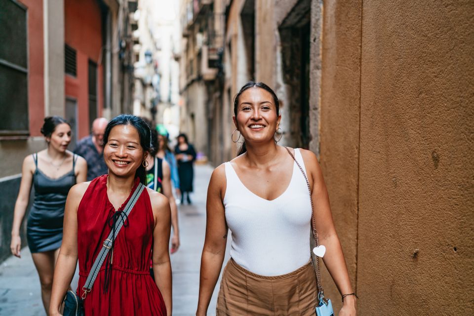 Barcelona: Tapas and Flamenco Experience - The guides and the vibe: why this works as a group night