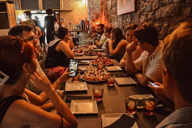 Barcelona Tapas Walking Tour: Food, Wine & History - Stop-by-Stop: From Medieval Streets to Chef-Led Moments