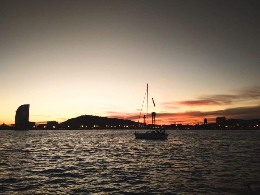 Barcelona: Unique Sunset Sailing Tour with Tapas & Open Bar - A 2-hour sunset break from Port Olímpic