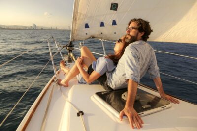Barcelona: Unique Sunset Sailing Tour with Tapas & Open Bar - What you see: Sagrada Família, W Hotel, Montjuïc and more