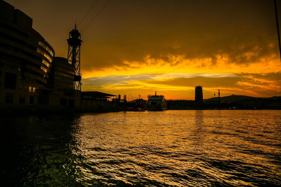 Barcelona: Unique Sunset Sailing Tour with Tapas & Open Bar - Timing tips for the best photos and best mood