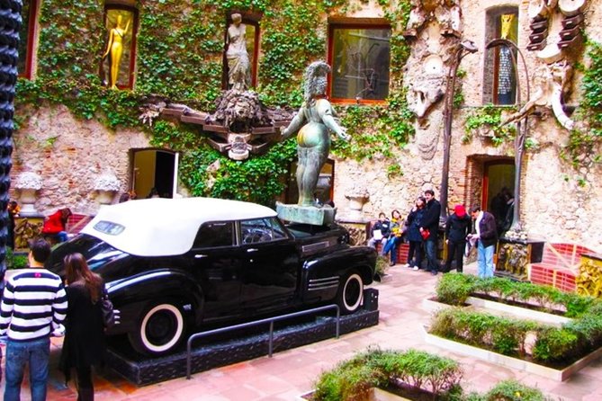 Dali Museum & Cadaques Small Group Tour with Hotel pick-up - Inside the Dalí Theatre-Museum in Figueres