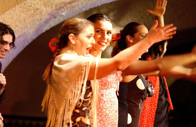 Flamenco Night at Tablao Cordobes in Barcelona - Tablao Cordobés on La Rambla: why this location and venue matter
