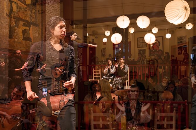 Flamenco Night at Tablao de Carmen with Tasting Menu or Dinner - Poble Espanyol at 16:00: the warm-up you can actually use