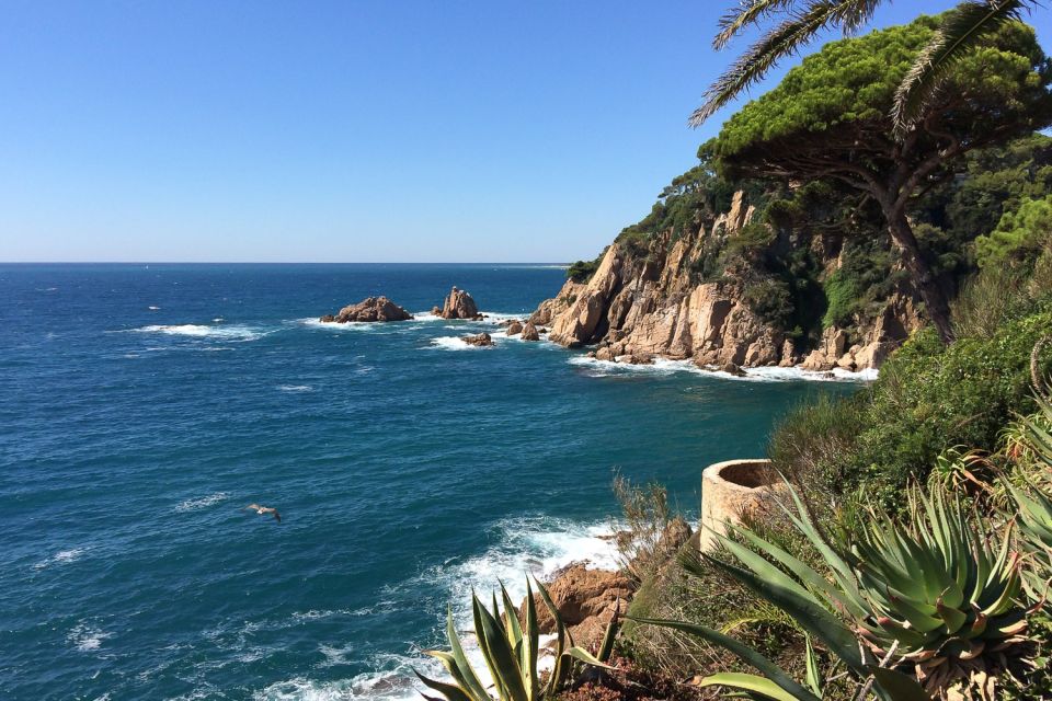 From Barcelona: Costa Brava Day Tour with Lunch - The Coastal Drive: The Views Start Before the First Stop