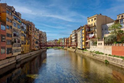 From Barcelona: Girona and Dalí Museum Small-group Day Tour - Start Point at Estació del Nord: Easy to Find, If You Know Where to Look