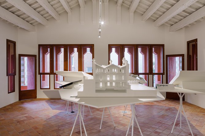 Gaudi´s Casa Vicens Skip the Line Ticket with Audioguide - Don’t skip the garden and patio time