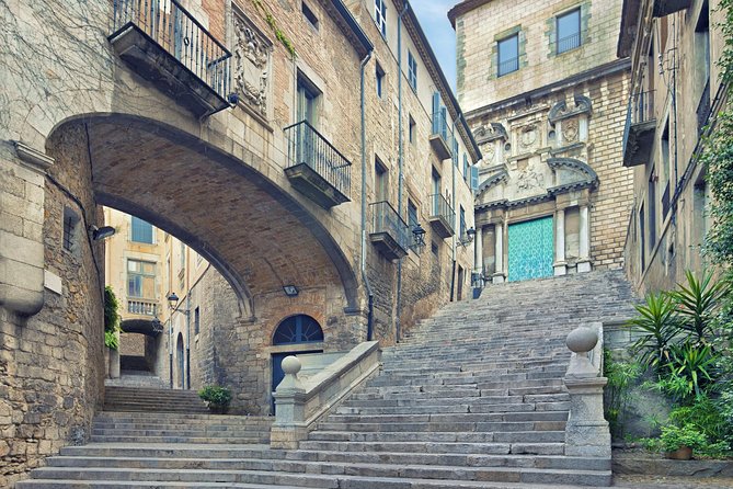 Girona and Dali Museum Full Day tour from Barcelona - Who should book this Girona and Dalí day trip?