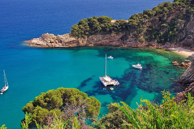 Girona & Costa Brava Small-Group Tour with Pickup from Barcelona - Girona’s Old Town: Why This Side of Catalonia Feels Different