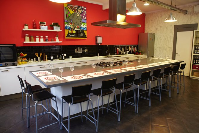 Interactive Paella & Market: Bottomless Wine & Rambla Views - The full sample menu: what you’ll cook and taste