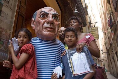 Kids and Family Gothic Quarter Walking Tour in Barcelona - Gothic Quarter Lanes: Cathedral Façade, Plaça del Rei, and the “Why This Matters” Moment