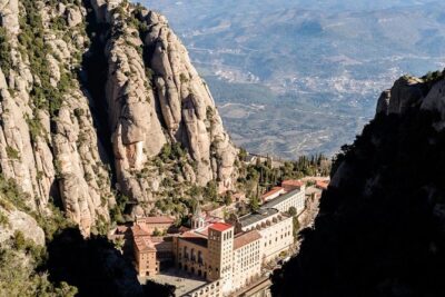 Montserrat Lunch & Wine at Farmhouse Small Group from Barcelona - Montserrat Abbey and the Basilica: the morning anchor