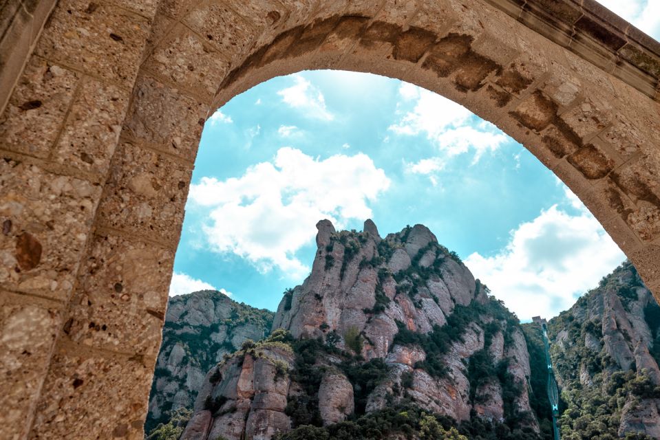 Montserrat: Morning or Afternoon Half-Day Trip with Pickup - Why this Montserrat half-day works so well from Barcelona