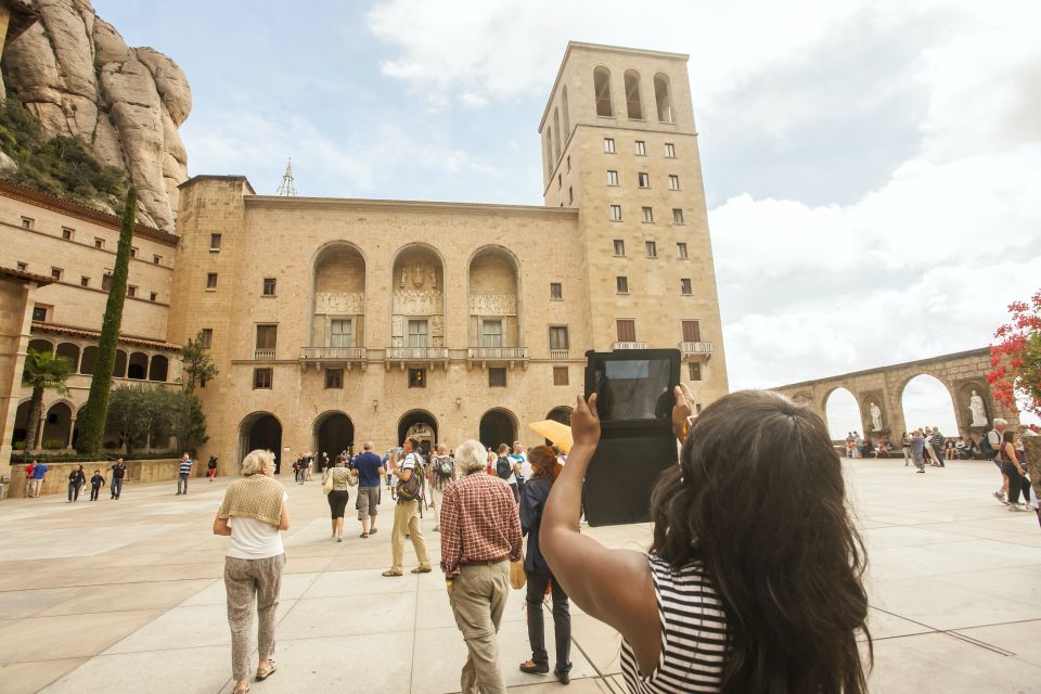 Montserrat Museum and Monastery Entry Ticket - The audiovisual room: turning the Sanctuary into a story
