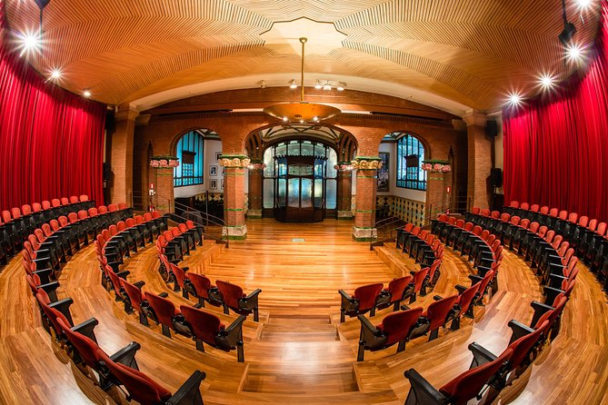 Palau de la Musica Catalana Guided Tour - Concert Hall: stained glass arches and the inverted dome skylight
