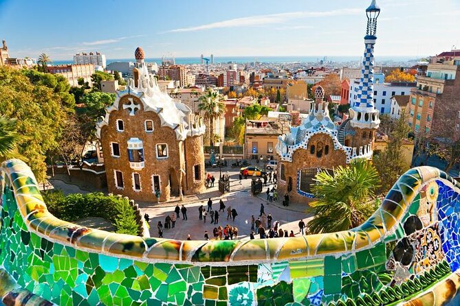 Park Guell Guided Tour with Skip the line Ticket - Key things you’ll notice fast