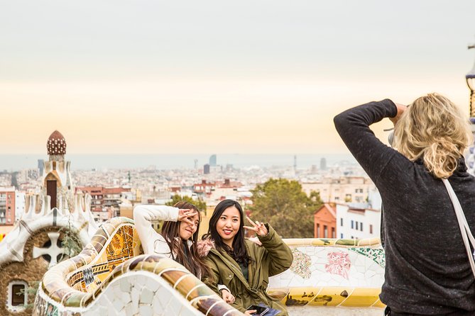 Park Guell Guided Tour with Skip the line Ticket - Meeting at Carrer de Larrard 41: where people get tripped up