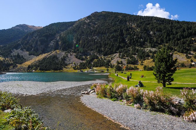 Pyrenees & Medieval Towns Small Group Tour from Barcelona - A practical Pyrenees escape from Barcelona by minivan and train