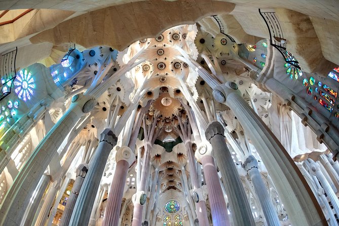 Sagrada Familia Fast Track Guided Tour with Towers Access - Museum time after the tour: a chance to keep going
