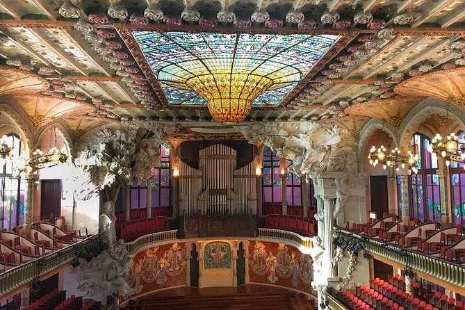Sagrada Familia & Gaudi Tour Private or Small Group with Tickets - Basilica de Santa Maria del Pi: Gothic Charm Without the Ticket Hassle