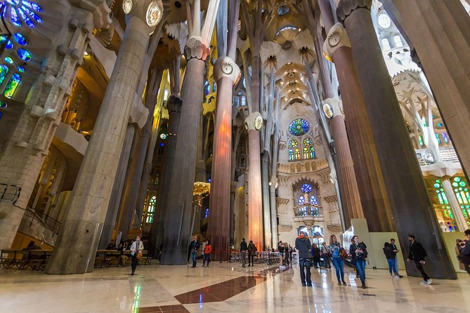 Sagrada Familia Guided Tour with Skip The Line Access - Park Guell combo option: pairing two Gaudí sites smartly