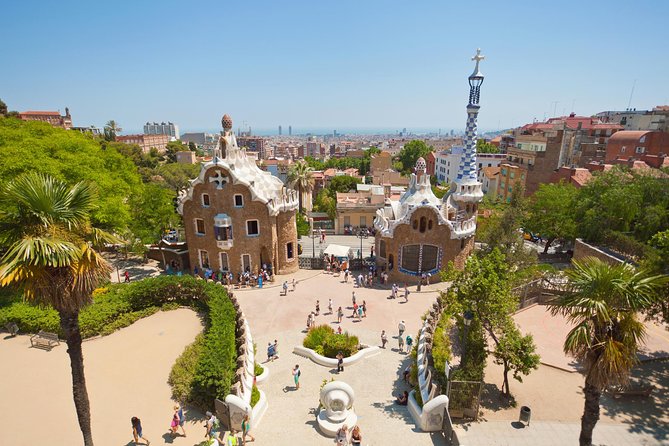 Sagrada Familia & Park Guell Guided Tour with Skip The Line - Coach transport: helpful, but know where you’ll end up