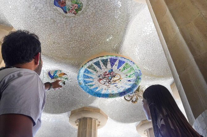 Sagrada Familia & Park Guell Guided Tour with Skip The Line - Skip-the-line vs. reality: what you should still expect