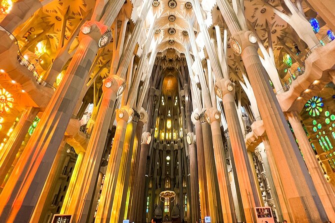 Sagrada Familia Small Group Guided Tour with Skip the Line Ticket - Why Skip-the-Line Matters at Gaudí’s Basilica
