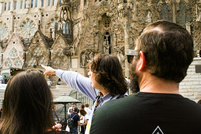 Sagrada Familia Small Group Guided Tour with Skip the Line Ticket - Inside the Vaults: Tree-Shaped Columns and Stained Glass That Changes With Light