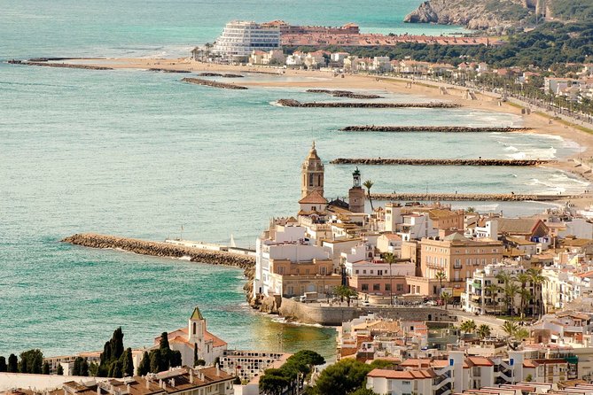 Tarragona and Sitges Tour with Small Group and Hotel Pick Up - San Sebastián urban beach: the break that makes the whole day feel worth it
