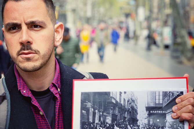 The Spanish Civil War & Franco Barcelona Walking Tour - Key moments to look for