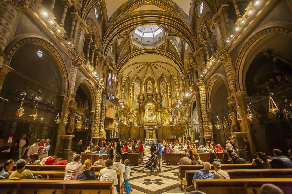 Tot Montserrat: Transport, Museum Tickets, and Lunch - Santa Cova Funicular: The Virgin-Related Site and the Best Use of Your Included Rides