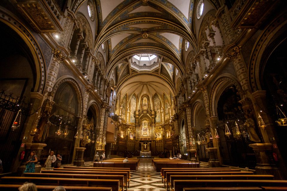 Trans Montserrat: Return Ticket and Audiovisual Exhibit - Audiovisual Gallery: a weather-proof intro to the monastery